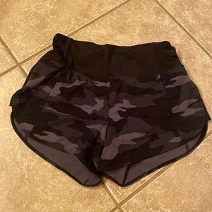 ATHLETA BLACK CAMO LONG SHORTS WORN ONCE!!